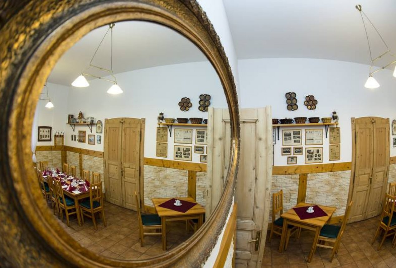 Restaurace U Růže